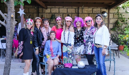  Laura Lavín, Diana de la Serna, Brenda Álvarez, Ana Hunter, Beatriz Rangel, Claudia Barba, Sabrina Gaviño, Graciela Torres y Lourdes Velázquez.