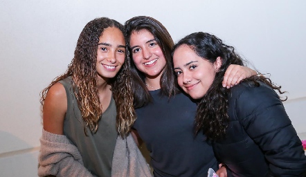  Marijó, Fer y María.