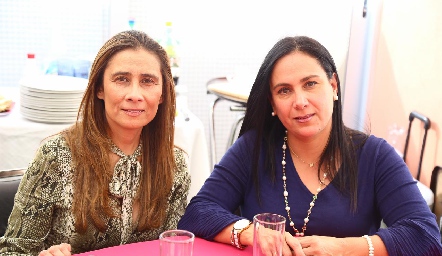  Claudia Quijano y Marcela de la Maza.