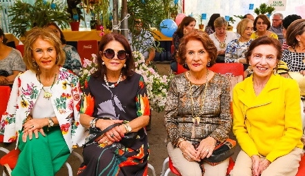  Gloria Estrada, Lourdes Bustos, Licha Carreras y Ina Rossel .