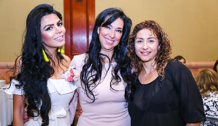  Ilse Álvarez, Gloria Roldán y Mónica Alfaro.