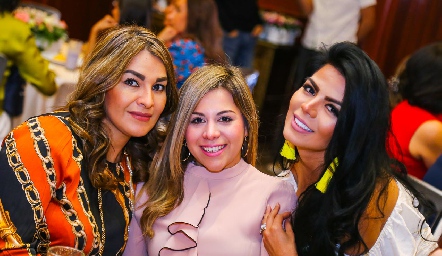  Lucero Acosta, Grecia Portales e Ilse Álvarez.