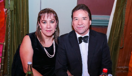  Elisa y Luis Mario Vázquez.