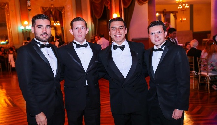  Los caballeros.
