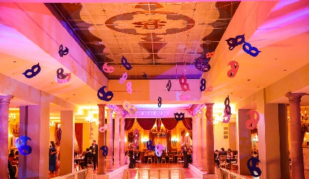  Gran decoración.