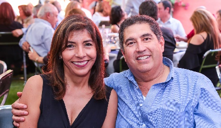  Bertha Delgado y Raúl Torres.