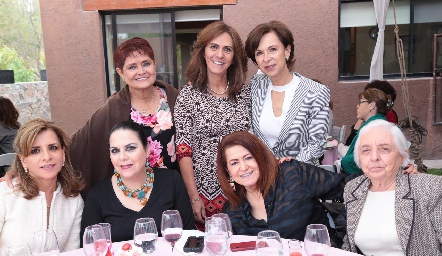  Elsa Beltrán, Tichis Araiza, Asunción Rosillo de Leal, Ana Emelia Tobías, Mireya Díaz Infante, Pilar León y Bertha María Galán.