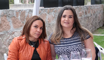  Rocío Ortiz y Cecilia Compeán.