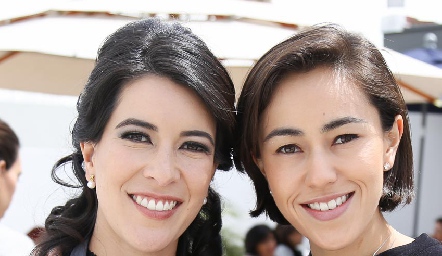  Mireya Pérez y Midori Barral.