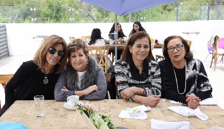  Sara Martínez, Alicia Nieto, Rosy Murillo e Irma Martínez.