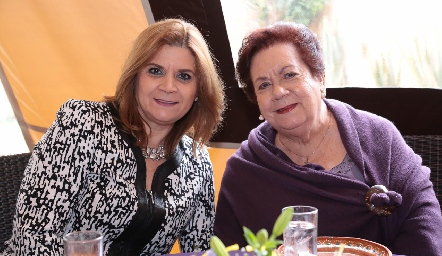 Claudia Díaz Infante y Mireya Cedi.
