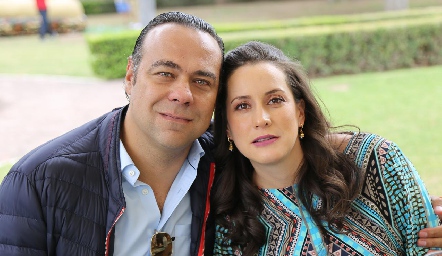  Alejandro Torres y Pituca Escartin.