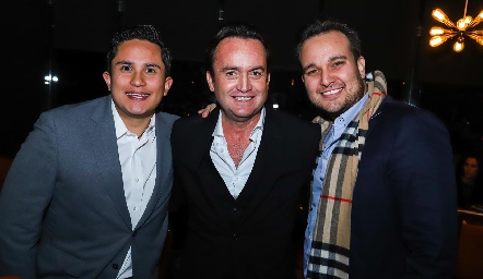  Joel, Fernando y Ernesto Torres.
