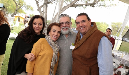  Gabriela Rodrigo, Carolina Torres, Alejandro Domínguez y Guillermo Cueto.