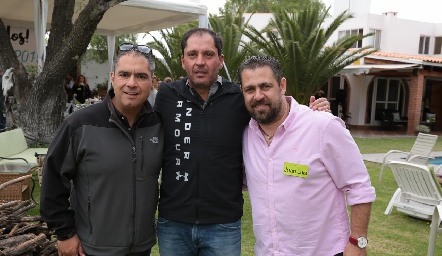  Lalo García, Jorge Morales y Juan Luis Regueiro.