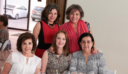  María del Carmen Von Der Meden, Yolanda Martínez, Teté Muñoz, Rocío Gómez y Maru Campos.