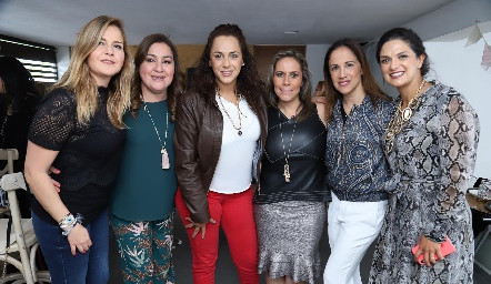  Erika Olivares, Deyanira Cázares, Mariza Calderón, Michelle Zarur, Lety Aguilar y Daniela Gutiérrez.
