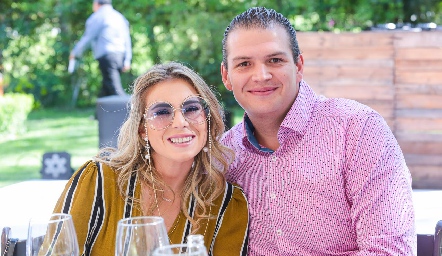  Claudia Oliva y Mauricio Ruiz.