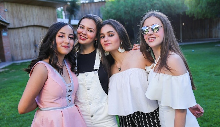  Ximena Escamilla, Renata Acevedo, Isa Armendáriz y Fer Orozco.