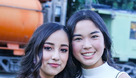  Muy guapas.