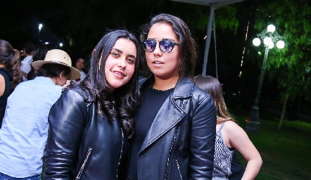  Buenas amigas.