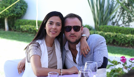  Silvia Araiza y Marco César.
