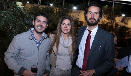  Daniel Dauajare, Martha Díez Gutiérrez y Francisco de la Rosa.