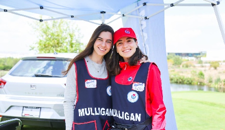  Voluntarias Cecilia Solano y Yusa de la Rosa.