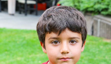  José María.
