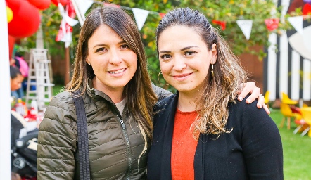  Doris Ruesga y Cristina Garza .