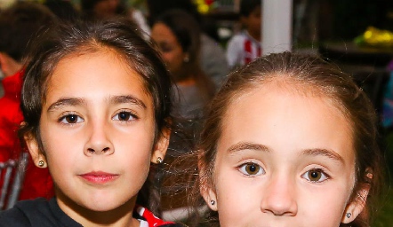  Valentina y María Inés.