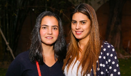  Mariana Meade y Bárbara Berrones.