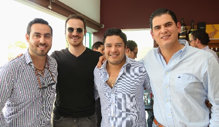  Gerardo Chevaile, Pato Valle, Raymundo Blanco y Antonio Morales.