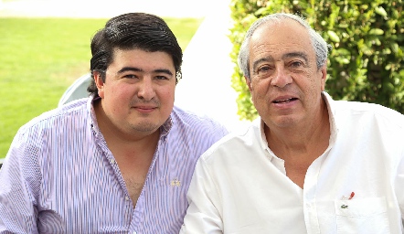  Rolando Domínguez y Rolando Domínguez.