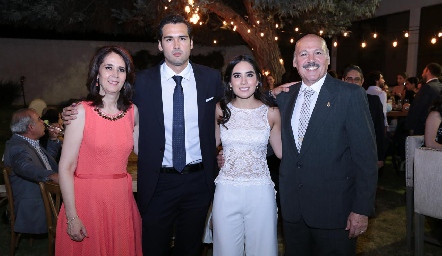  Carolina César, José Iga, Mariana Rodríguez y José Iga.