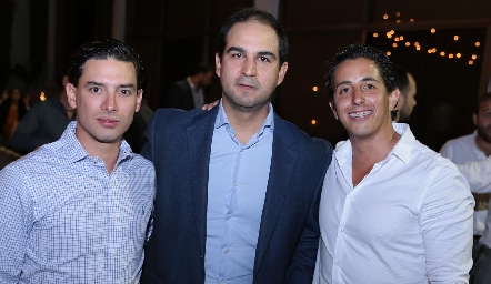  Edgardo Orozco, Rubén Leal y Andrés Chávez.
