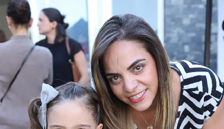  Marcela, Luisa y María.