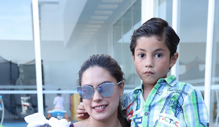  Bárbara, Bárbara Berrones y Fer.