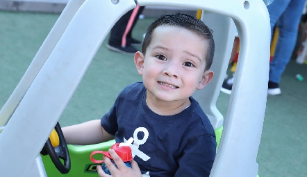  Ricardo.