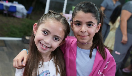  María y Nelly.