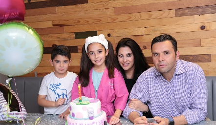  Familia Tanus.