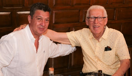  Gabriel González y Arturo Bermea.