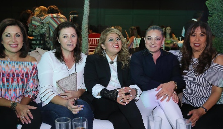  Marisol Reyna, Corina Ferrari, Renata Flores, Lupita Rivera y Edith Muñoz.