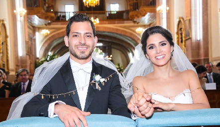  Arturo Hernández y Daniela González ya son esposos.
