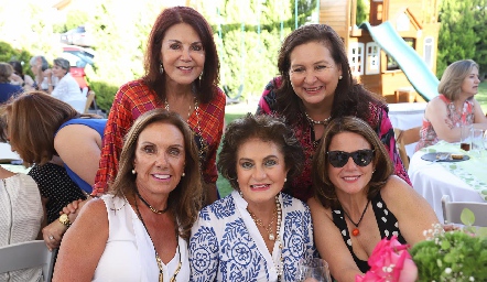  Carmen Bustos, Roxana González, Sofía Sánchez, María Zendejas y Carmen Echeveste.