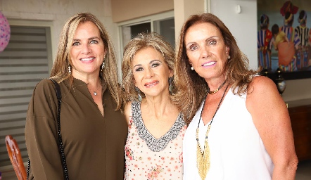  Patricia del Bosque, Gloria Estrada y Sofía Sánchez.