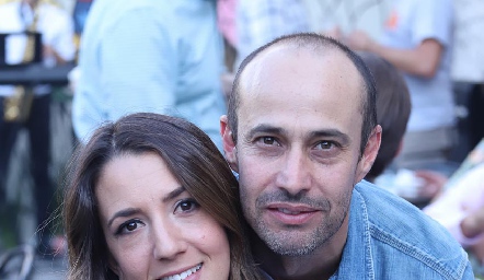  Marcela Rivero y Alejandro Gutiérrez.