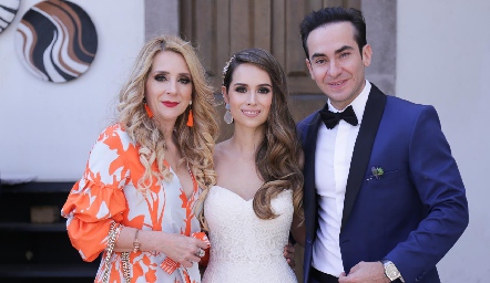  María Sánchez, Iliana Rodríguez y Francisco Padilla.
