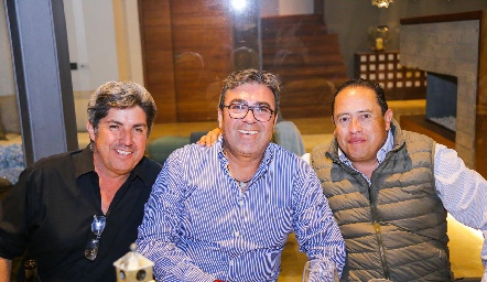  Juan Carlos Navarro, Rafael Villanueva y Fito Arriaga.