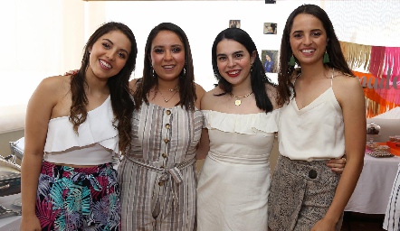  Jimena López, Mónica del Castillo, Karla García y María Gameros.
